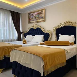 Hotel Seven Days - ***